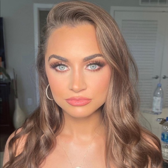 Meet your Posher, Kathleen - Picture 1 of 1